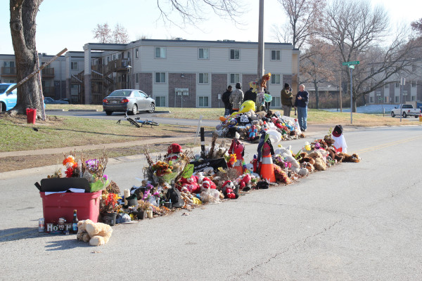 Michael Brown memorial in Ferguson, MI (November 28, 2014). Photo via Flickr.